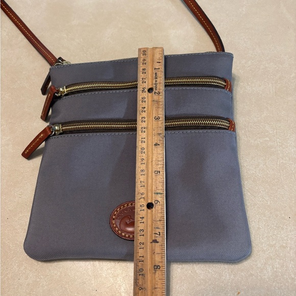 Gray Crossbody Bag dooney and bourke - Picture 6 of 10